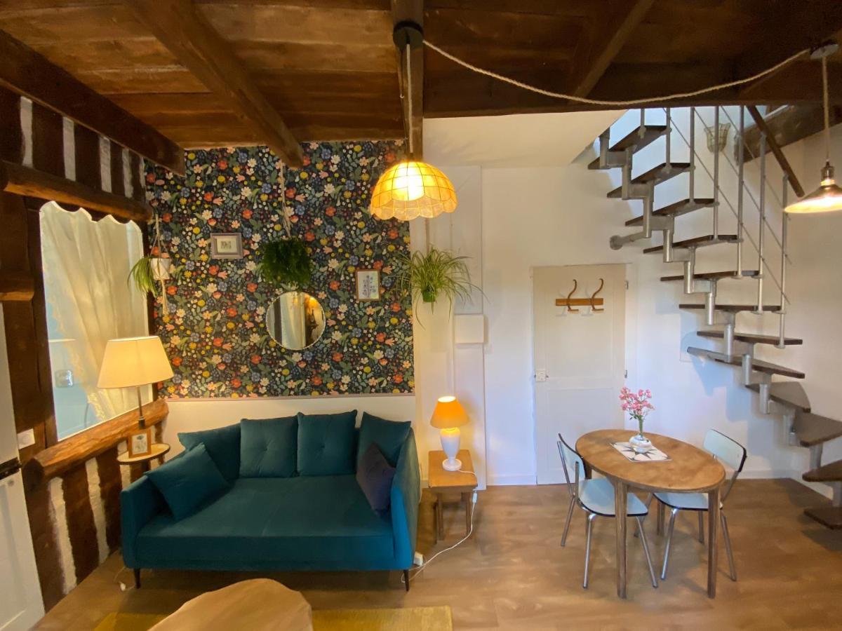 Apartament Duplex De Charme A Lessy Zewnętrze zdjęcie